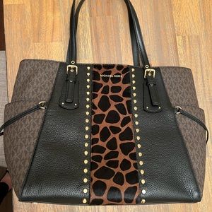 BRAND NEW WITH TAGS Michael Kors limited edition!